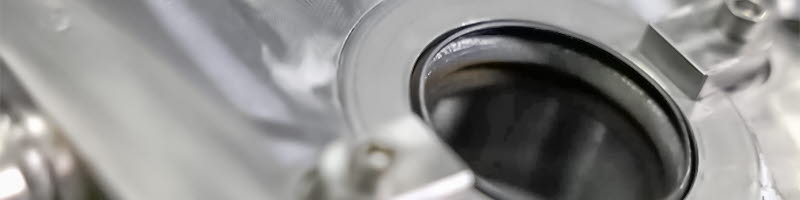 Mechanická ucpávka čerpadla s rotačními písty Detail mechanické ucpávky čerpadla s rotačními písty pro hygienické a průmyslové procesní aplikace