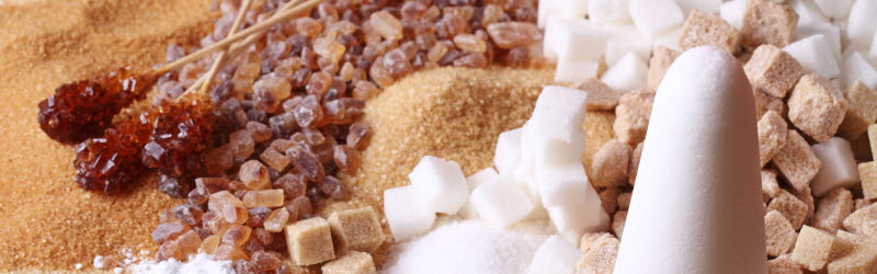 Anwendungsbild für zuckerhaltige Lebensmittel Verschiedene Zuckersorten die sich hinsichtlich der Form und Farbe unterscheiden
