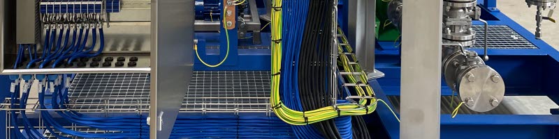 Kabeláž a elektrické zapojení procesní technologie Kabelové rozvody, uzemnění a elektrické propojení procesní technologie při montáži a přípravě zařízení k uvedení do provozu