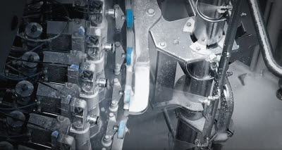 Automatisierte Reinigung einer Abfüllanlage in der Getränkeproduktion